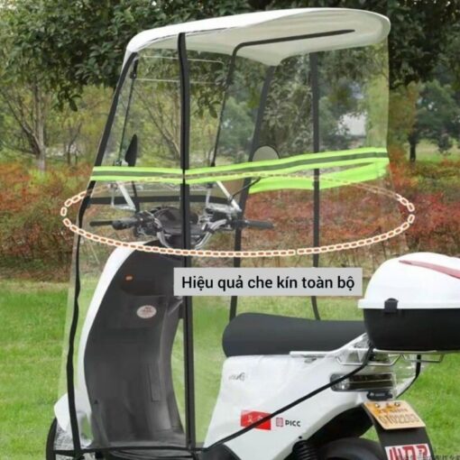 Có rèm trùm kín